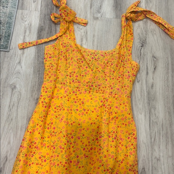 Lovers + Friends  Yellow Floral Ditsy Day Keeper midi dress size small - Picture 6 of 11
